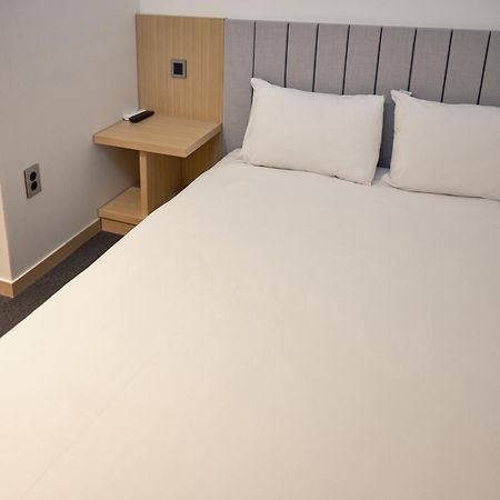 Uh Suite The Seul Exterior foto